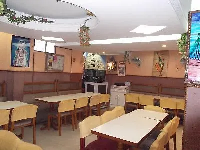 Hotel O 19668 Hotel Shri Krishna Junction Agra