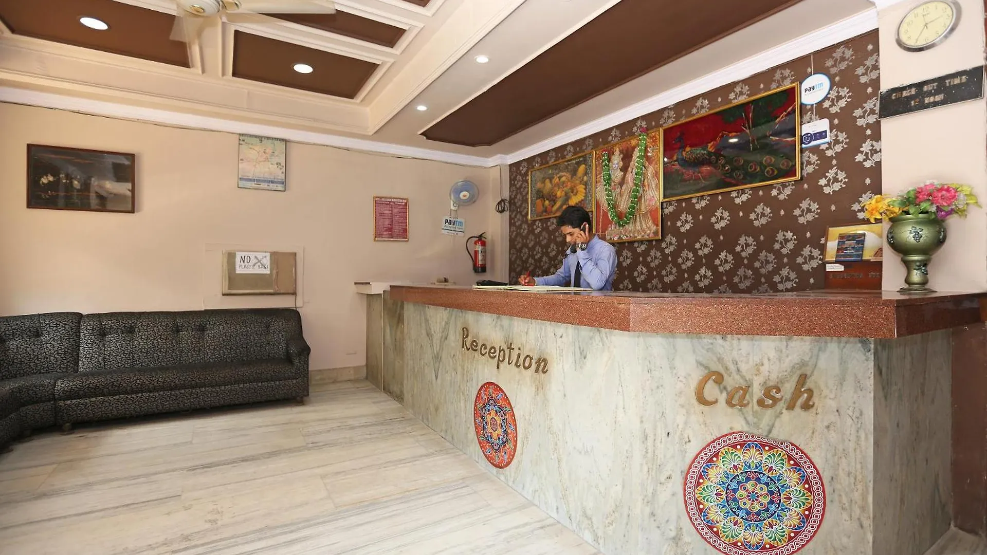 Hotel O 19668 Hotel Shri Krishna Junction Agra