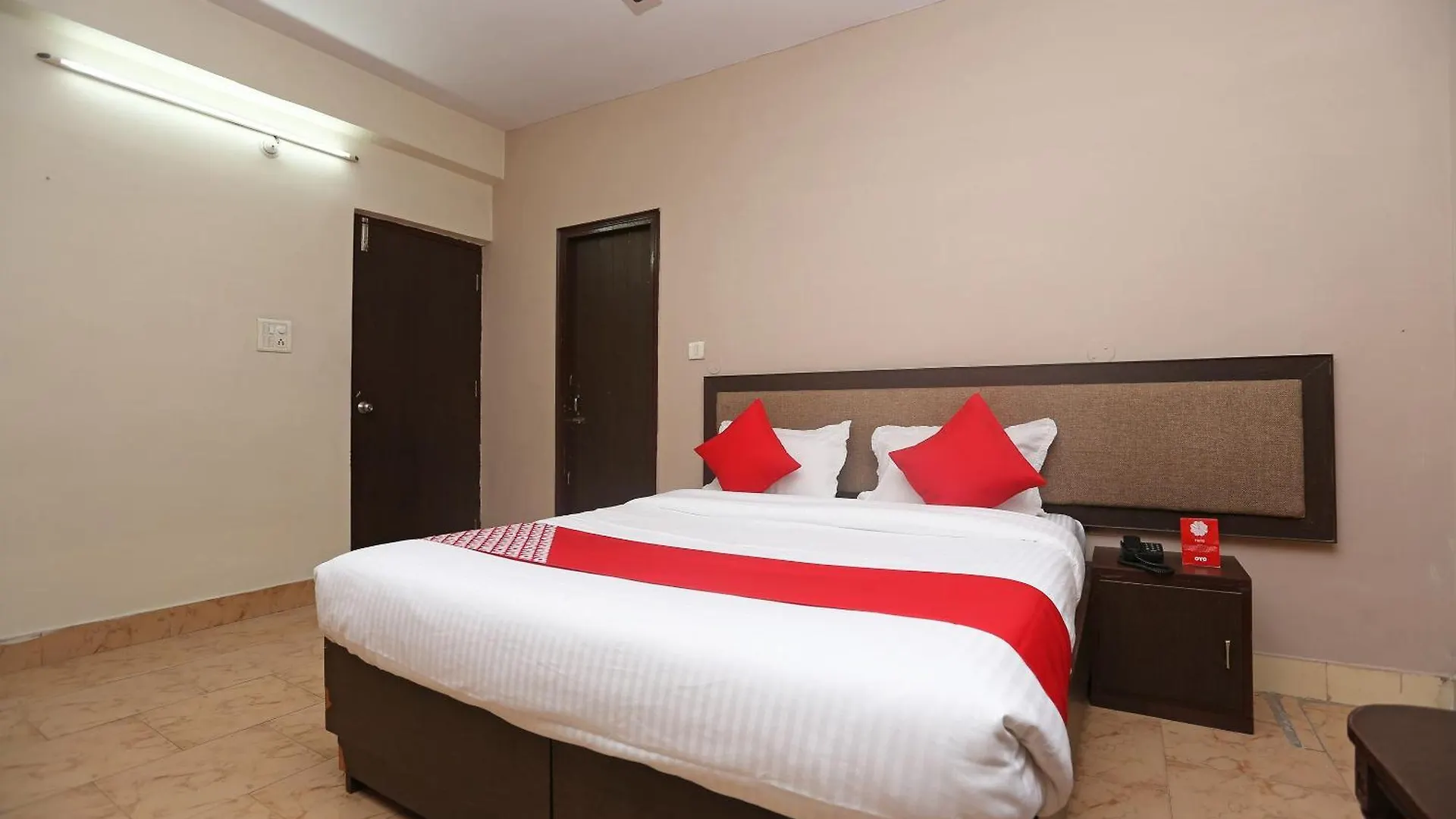 Hotel O 19668 Hotel Shri Krishna Junction Agra   Agra (Uttar Pradesh)