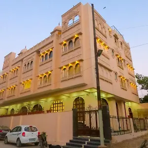 3* Hotel The Taj Vista Agra- Walking Distance To Taj Mahal